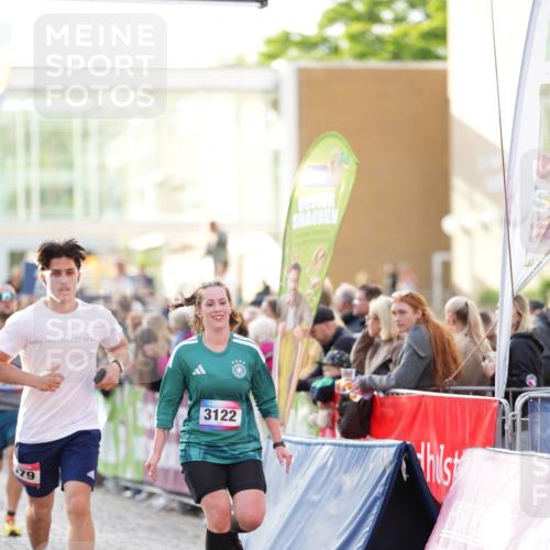 12.06.2026 - Holstenköstenlauf LAZAROV Photography http://msf.ph/oto/9738448 12.06.2026 20:01:17 Laufen 3122, 3192, 3921, 4223, 4579 meine-sportfotos.de
