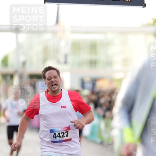 12.06.2026 - Holstenköstenlauf LAZAROV Photography http://msf.ph/oto/9738485 12.06.2026 20:00:39 Laufen 3825, 3907, 4427, 4743, 4890 meine-sportfotos.de