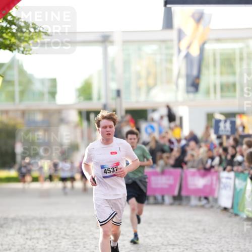 12.06.2026 - Holstenköstenlauf LAZAROV Photography http://msf.ph/oto/9738544 12.06.2026 19:59:43 Laufen 3065, 3822, 4537, 4682 meine-sportfotos.de