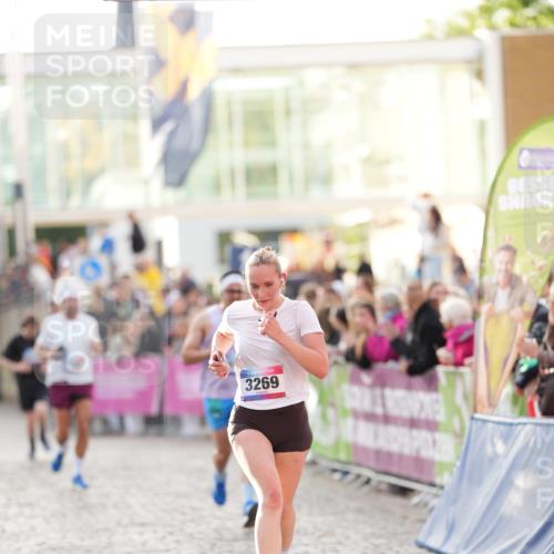 12.06.2026 - Holstenköstenlauf LAZAROV Photography http://msf.ph/oto/9738570 12.06.2026 19:59:25 Laufen 3269, 3563, 4587 meine-sportfotos.de