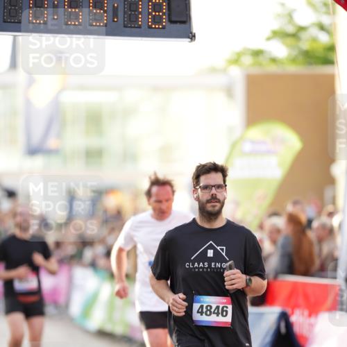 12.06.2026 - Holstenköstenlauf LAZAROV Photography http://msf.ph/oto/9738576 12.06.2026 19:59:18 Laufen 3563, 4838, 4846 meine-sportfotos.de