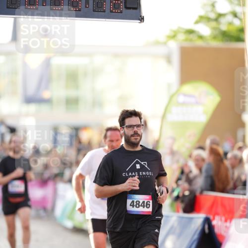 12.06.2026 - Holstenköstenlauf LAZAROV Photography http://msf.ph/oto/9738577 12.06.2026 19:59:17 Laufen 3340, 3563, 4387, 4838, 4846 meine-sportfotos.de