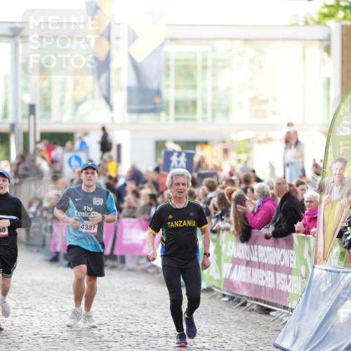 12.06.2026 - Holstenköstenlauf LAZAROV Photography http://msf.ph/oto/9738587 12.06.2026 19:59:08 Laufen 3176, 3278, 3340, 3478, 4387 meine-sportfotos.de