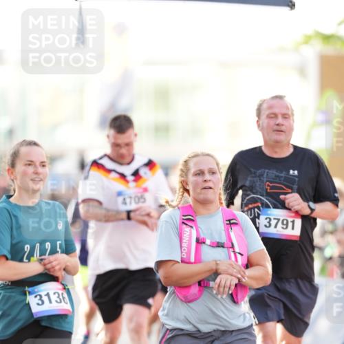 12.06.2026 - Holstenköstenlauf LAZAROV Photography http://msf.ph/oto/9738624 12.06.2026 19:58:29 Laufen 3057, 3136, 3205, 3422, 3791, 4126, 4130, 4705 meine-sportfotos.de