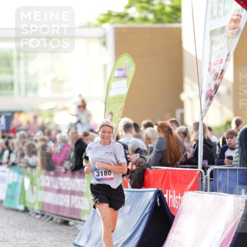 12.06.2026 - Holstenköstenlauf LAZAROV Photography http://msf.ph/oto/9738642 12.06.2026 19:58:18 Laufen 3037, 3180, 3887, 4363, 4577 meine-sportfotos.de
