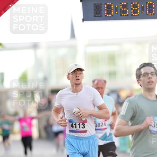 12.06.2026 - Holstenköstenlauf LAZAROV Photography http://msf.ph/oto/9738659 12.06.2026 19:58:00 Laufen 3534, 3824, 3902, 3952, 4113, 4578, 4855, 4856 meine-sportfotos.de
