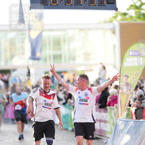12.06.2026 - Holstenköstenlauf LAZAROV Photography http://msf.ph/oto/9738671 12.06.2026 19:57:53 Laufen 3063, 3104, 3411, 3417, 3534, 3753, 4855, 4856 meine-sportfotos.de