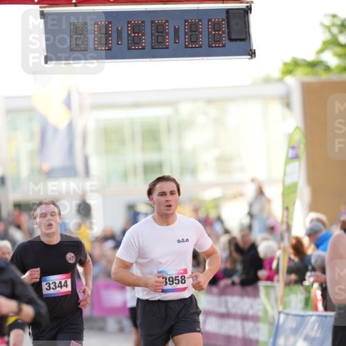 12.06.2026 - Holstenköstenlauf LAZAROV Photography http://msf.ph/oto/9738718 12.06.2026 19:57:08 Laufen 3133, 3256, 3292, 3344, 3400, 3958, 4132, 4443, 4891 meine-sportfotos.de