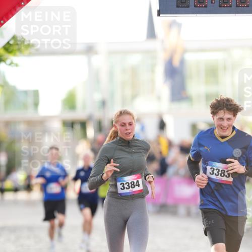 12.06.2026 - Holstenköstenlauf LAZAROV Photography http://msf.ph/oto/9738740 12.06.2026 19:56:50 Laufen 3355, 3383, 3384, 3561, 3919, 4554, 4814, 4815, 4928 meine-sportfotos.de