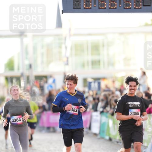 12.06.2026 - Holstenköstenlauf LAZAROV Photography http://msf.ph/oto/9738742 12.06.2026 19:56:49 Laufen 3355, 3383, 3384, 3561, 3919, 4554, 4814, 4815 meine-sportfotos.de