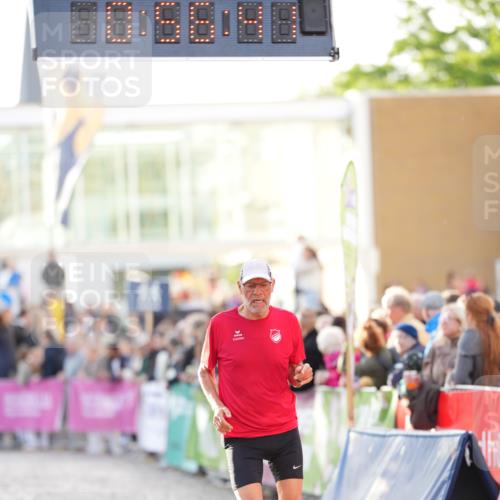 12.06.2026 - Holstenköstenlauf LAZAROV Photography http://msf.ph/oto/9738752 12.06.2026 19:56:40 Laufen 3061, 4270, 4554, 4771 meine-sportfotos.de