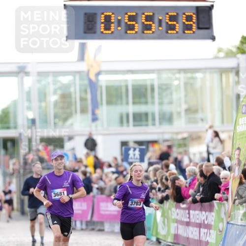 12.06.2026 - Holstenköstenlauf LAZAROV Photography http://msf.ph/oto/9738791 12.06.2026 19:55:58 Laufen 3681, 3703 meine-sportfotos.de