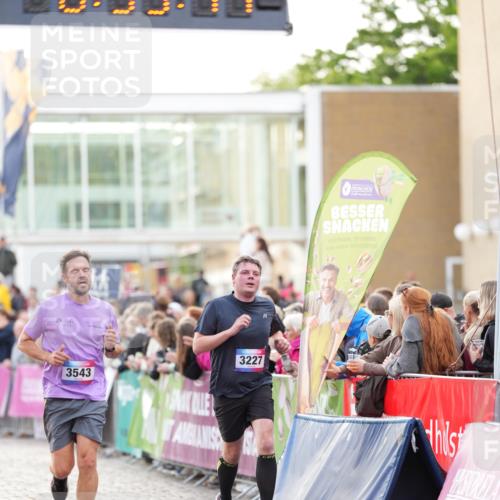 12.06.2026 - Holstenköstenlauf LAZAROV Photography http://msf.ph/oto/9738804 12.06.2026 19:55:44 Laufen 3227, 3305, 3543, 3668, 4383, 4400, 4712 meine-sportfotos.de