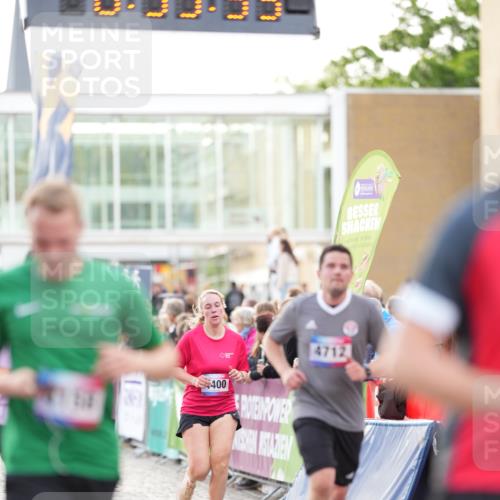 12.06.2026 - Holstenköstenlauf LAZAROV Photography http://msf.ph/oto/9738810 12.06.2026 19:55:38 Laufen 3519, 3668, 3924, 4158, 4400, 4416, 4712 meine-sportfotos.de