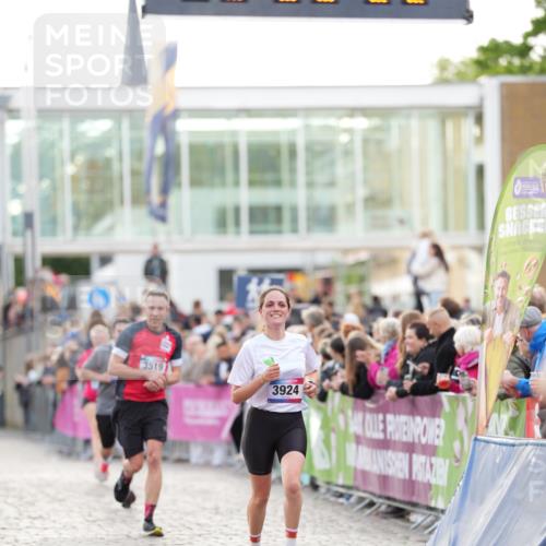 12.06.2026 - Holstenköstenlauf LAZAROV Photography http://msf.ph/oto/9738818 12.06.2026 19:55:34 Laufen 3247, 3283, 3519, 3924, 4158, 4390, 4416 meine-sportfotos.de