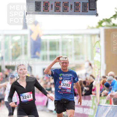 12.06.2026 - Holstenköstenlauf LAZAROV Photography http://msf.ph/oto/9738825 12.06.2026 19:55:30 Laufen 3247, 3283, 3460, 4390, 4416 meine-sportfotos.de