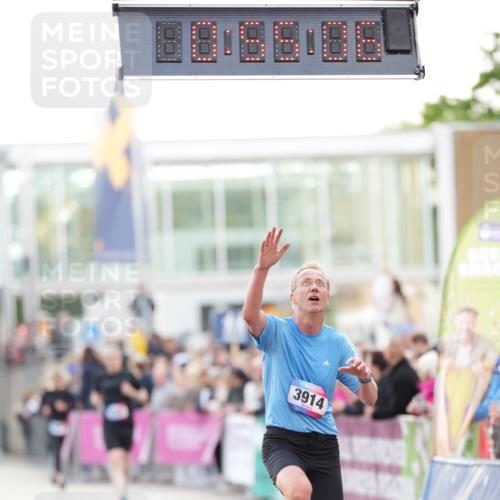 12.06.2026 - Holstenköstenlauf LAZAROV Photography http://msf.ph/oto/9738847 12.06.2026 19:55:05 Laufen 3164, 3181, 3914 meine-sportfotos.de