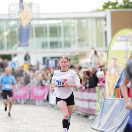 12.06.2026 - Holstenköstenlauf LAZAROV Photography http://msf.ph/oto/9738852 12.06.2026 19:55:01 Laufen 3164, 3181, 3569 meine-sportfotos.de