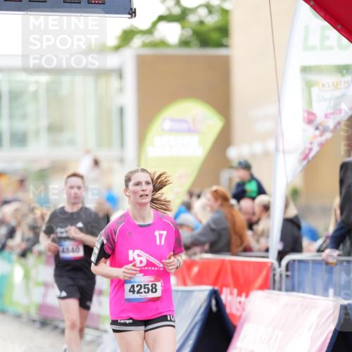 12.06.2026 - Holstenköstenlauf LAZAROV Photography http://msf.ph/oto/9738902 12.06.2026 19:54:14 Laufen 3187, 4258, 4812, 4840 meine-sportfotos.de