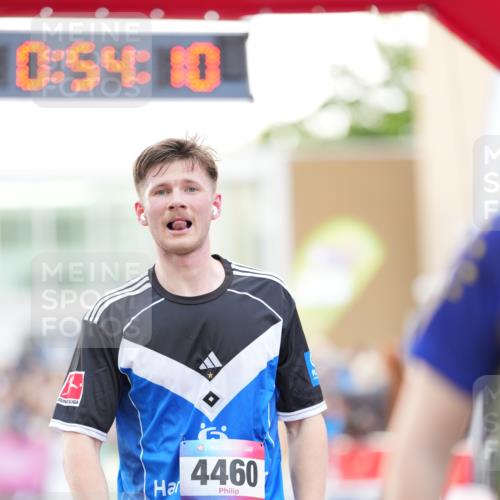 12.06.2026 - Holstenköstenlauf LAZAROV Photography http://msf.ph/oto/9738907 12.06.2026 19:54:09 Laufen 3187, 3200, 4460, 4881, 4930 meine-sportfotos.de