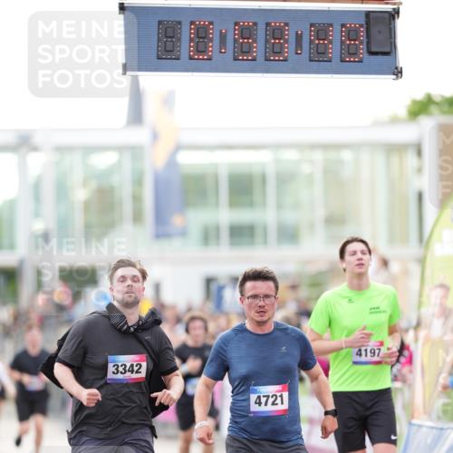 12.06.2026 - Holstenköstenlauf LAZAROV Photography http://msf.ph/oto/9738932 12.06.2026 19:53:48 Laufen 3342, 3670, 3733, 3755, 3976, 4197, 4721 meine-sportfotos.de