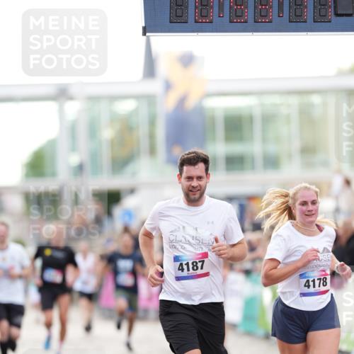 12.06.2026 - Holstenköstenlauf LAZAROV Photography http://msf.ph/oto/9738970 12.06.2026 19:53:17 Laufen 3086, 3573, 4157, 4178, 4187, 4237, 4411, 4444, 4582, 4806 meine-sportfotos.de