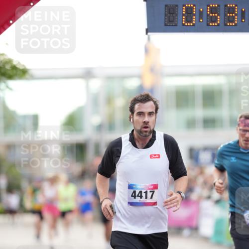 12.06.2026 - Holstenköstenlauf LAZAROV Photography http://msf.ph/oto/9738988 12.06.2026 19:53:03 Laufen 3349, 3449, 3595, 3827, 4417, 4430 meine-sportfotos.de