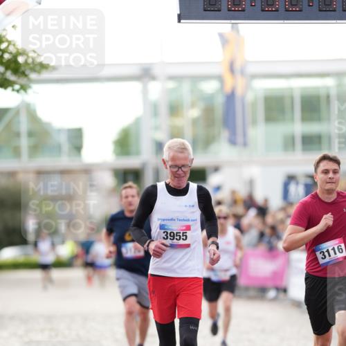 12.06.2026 - Holstenköstenlauf LAZAROV Photography http://msf.ph/oto/9739007 12.06.2026 19:52:48 Laufen 3116, 3120, 3479, 3955, 4424 meine-sportfotos.de