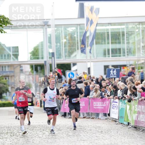 12.06.2026 - Holstenköstenlauf LAZAROV Photography http://msf.ph/oto/9739081 12.06.2026 19:51:34 Laufen 3341, 4883 meine-sportfotos.de