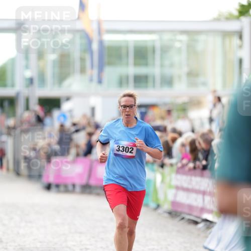 12.06.2026 - Holstenköstenlauf LAZAROV Photography http://msf.ph/oto/9739108 12.06.2026 19:51:09 Laufen 3302, 4068 meine-sportfotos.de