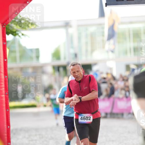 12.06.2026 - Holstenköstenlauf LAZAROV Photography http://msf.ph/oto/9739173 12.06.2026 19:49:58 Laufen 3151, 3343, 3470, 3525, 4514, 4536, 4576, 4602, 4628 meine-sportfotos.de