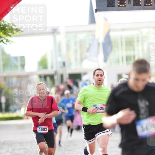 12.06.2026 - Holstenköstenlauf LAZAROV Photography http://msf.ph/oto/9739175 12.06.2026 19:49:57 Laufen 3151, 3343, 3470, 3525, 3754, 4514, 4536, 4576, 4602, 4628 meine-sportfotos.de