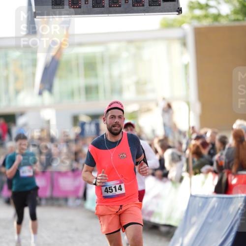 12.06.2026 - Holstenköstenlauf LAZAROV Photography http://msf.ph/oto/9739180 12.06.2026 19:49:53 Laufen 3470, 3525, 3754, 3838, 4514, 4536, 4576, 4661 meine-sportfotos.de