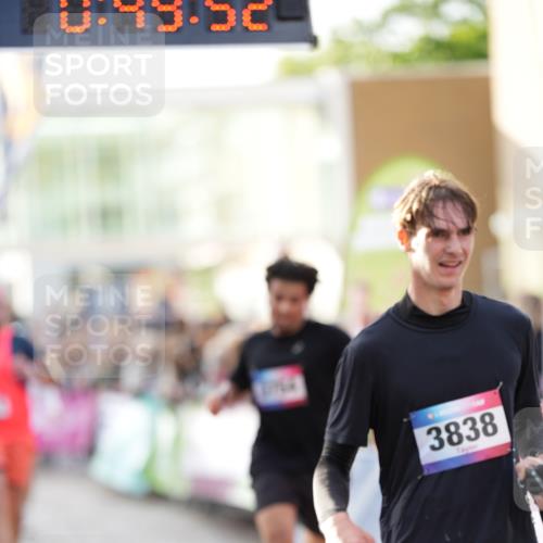 12.06.2026 - Holstenköstenlauf LAZAROV Photography http://msf.ph/oto/9739183 12.06.2026 19:49:51 Laufen 3754, 3838, 3888, 4514, 4536, 4576, 4661 meine-sportfotos.de