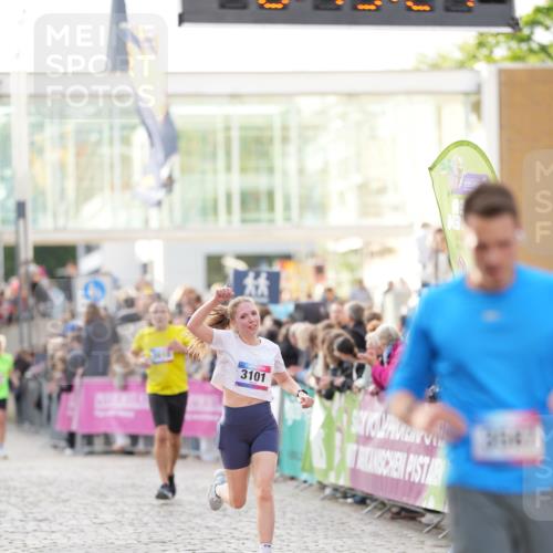 12.06.2026 - Holstenköstenlauf LAZAROV Photography http://msf.ph/oto/9739217 12.06.2026 19:49:23 Laufen 3101, 3567, 3866, 4588 meine-sportfotos.de