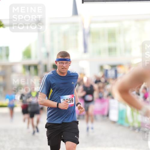 12.06.2026 - Holstenköstenlauf LAZAROV Photography http://msf.ph/oto/9739228 12.06.2026 19:49:11 Laufen 3132, 3259, 3436, 3506, 3657, 3715, 4412 meine-sportfotos.de