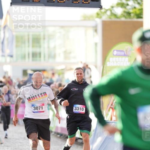 12.06.2026 - Holstenköstenlauf LAZAROV Photography http://msf.ph/oto/9739245 12.06.2026 19:48:57 Laufen 3051, 3071, 3310, 3531, 3860, 4124, 4152, 4461, 4498 meine-sportfotos.de