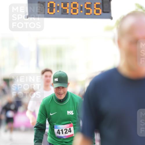 12.06.2026 - Holstenköstenlauf LAZAROV Photography http://msf.ph/oto/9739249 12.06.2026 19:48:55 Laufen 3051, 3071, 3310, 3531, 4124, 4152, 4461, 4498, 4530 meine-sportfotos.de