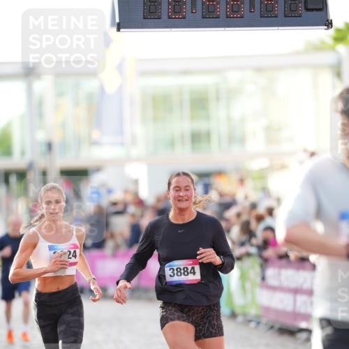 12.06.2026 - Holstenköstenlauf LAZAROV Photography http://msf.ph/oto/9739260 12.06.2026 19:48:46 Laufen 3034, 3146, 3199, 3624, 3884, 3937, 4530 meine-sportfotos.de