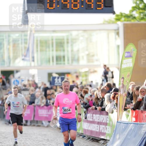 12.06.2026 - Holstenköstenlauf LAZAROV Photography http://msf.ph/oto/9739266 12.06.2026 19:48:42 Laufen 3034, 3146, 3199, 3549, 3624, 3884, 3937, 4438, 4504 meine-sportfotos.de
