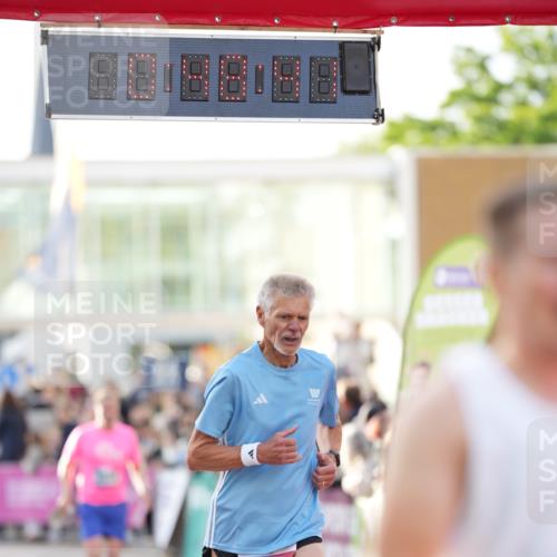 12.06.2026 - Holstenköstenlauf LAZAROV Photography http://msf.ph/oto/9739269 12.06.2026 19:48:40 Laufen 3034, 3199, 3501, 3549, 3937, 4438, 4504, 4676 meine-sportfotos.de
