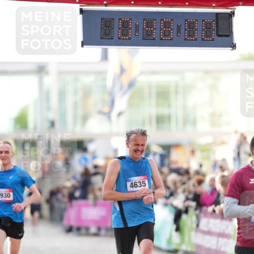 12.06.2026 - Holstenköstenlauf LAZAROV Photography http://msf.ph/oto/9739323 12.06.2026 19:47:59 Laufen 3651, 3930, 4293, 4635, 4744 meine-sportfotos.de