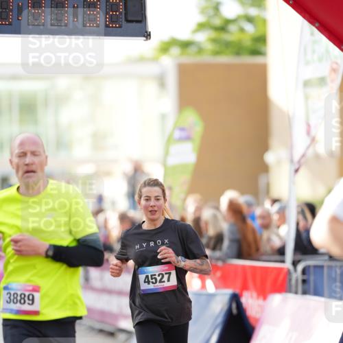 12.06.2026 - Holstenköstenlauf LAZAROV Photography http://msf.ph/oto/9739344 12.06.2026 19:47:31 Laufen 3889, 3934, 3935, 4176, 4527, 4647, 4732 meine-sportfotos.de