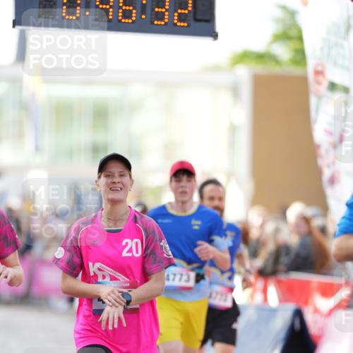 12.06.2026 - Holstenköstenlauf LAZAROV Photography http://msf.ph/oto/9739386 12.06.2026 19:46:31 Laufen 3022, 3309, 3554, 4247, 4253, 4255, 4772, 4773 meine-sportfotos.de
