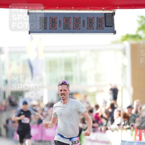 12.06.2026 - Holstenköstenlauf LAZAROV Photography http://msf.ph/oto/9739412 12.06.2026 19:46:03 Laufen 3038, 3645 meine-sportfotos.de