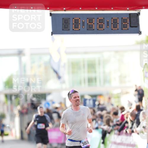 12.06.2026 - Holstenköstenlauf LAZAROV Photography http://msf.ph/oto/9739413 12.06.2026 19:46:02 Laufen 3038, 3645, 4238, 4700 meine-sportfotos.de