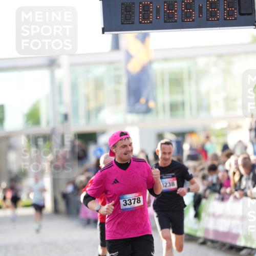 12.06.2026 - Holstenköstenlauf LAZAROV Photography http://msf.ph/oto/9739416 12.06.2026 19:45:55 Laufen 3378, 4167, 4188, 4238, 4700 meine-sportfotos.de