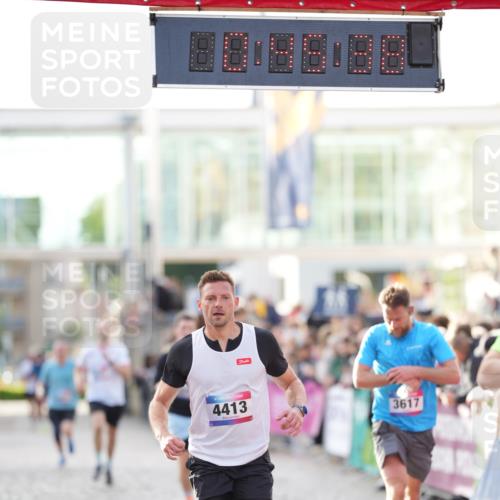 12.06.2026 - Holstenköstenlauf LAZAROV Photography http://msf.ph/oto/9739427 12.06.2026 19:45:37 Laufen 3123, 3209, 3540, 3617, 4192, 4413, 4620 meine-sportfotos.de