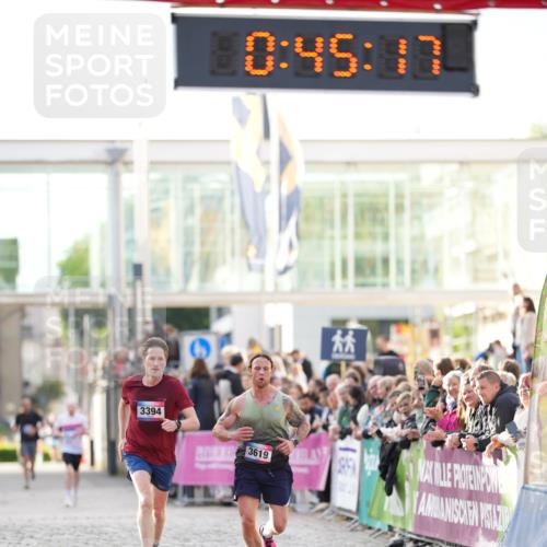12.06.2026 - Holstenköstenlauf LAZAROV Photography http://msf.ph/oto/9739453 12.06.2026 19:45:17 Laufen 3394, 3619, 3948, 4648 meine-sportfotos.de