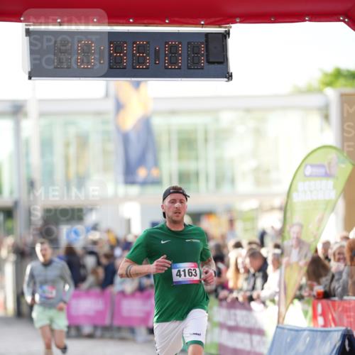 12.06.2026 - Holstenköstenlauf LAZAROV Photography http://msf.ph/oto/9739469 12.06.2026 19:45:00 Laufen 3514, 4163 meine-sportfotos.de